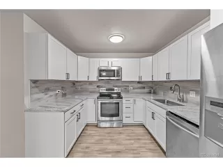 Photo #2: 5519759 Listing