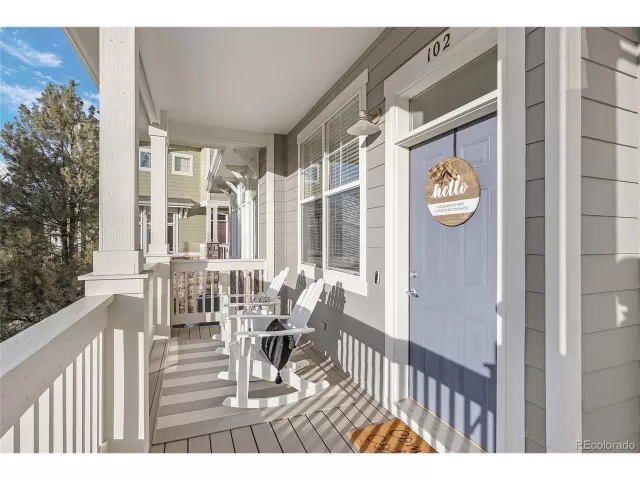 MLS: 5532490 Condo For Sale
