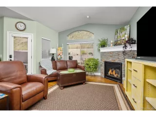 Photo #2: 5533675 Listing 