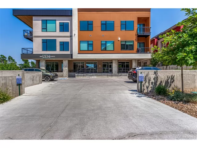 MLS: 5534127 Condo For Sale