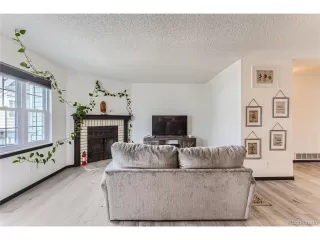 Photo #4: 5535603 Listing