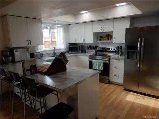 Photo #3: 5542432 Listing