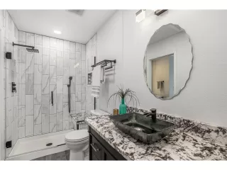 Photo #4: 5543677 Listing