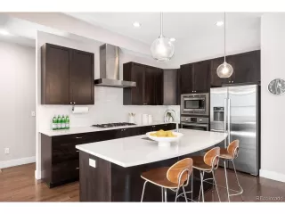 Photo #2: 5551114 Listing