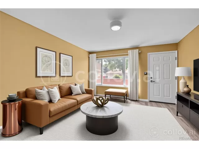 MLS: 5552762 Condo For Sale