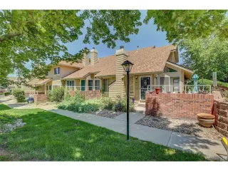 Photo #5: 5552762 Listing