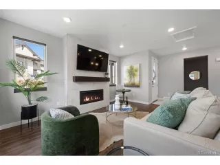 Photo #5: 5554457 Listing