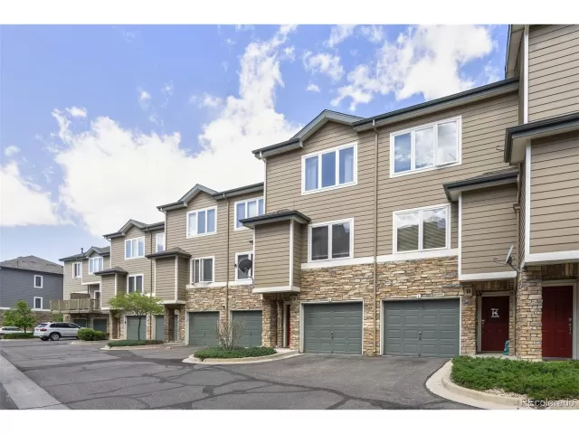 MLS: 5555873 Condo For Sale