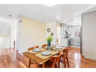 Photo #6: 5557439 Listing