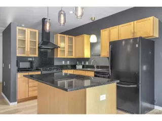 Photo #4: 5568179 Listing