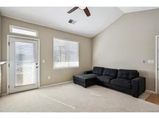 Photo #5: 5570367 Listing