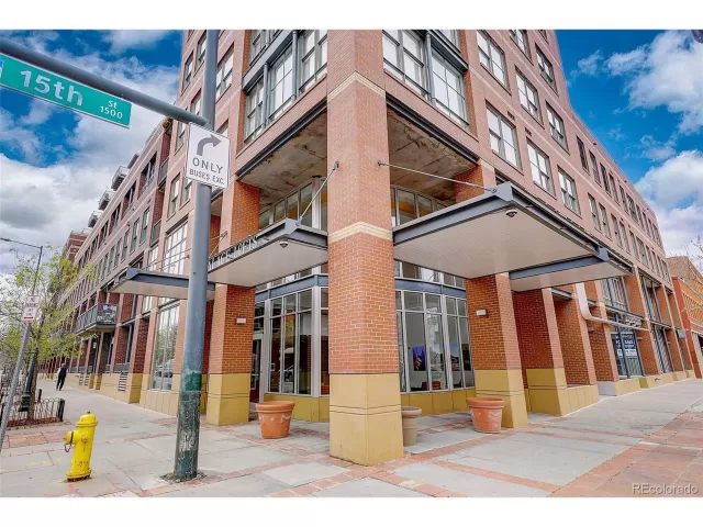 MLS: 5574956 Condo For Sale