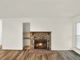 Photo #5: 5578467 Listing 