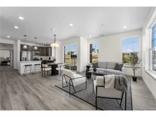 Photo #6: 5581328 Listing