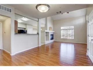 Photo #3: 5585323 Listing