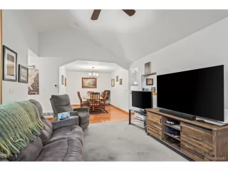 Photo #4: 5586084 Listing