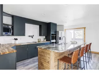 Photo #4: 5590676 Listing 