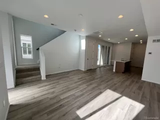 Photo #2: 5593513 Listing