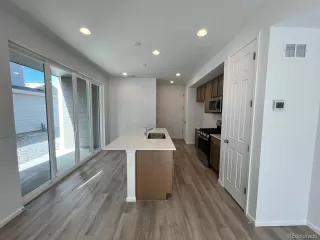 Photo #3: 5593513 Listing