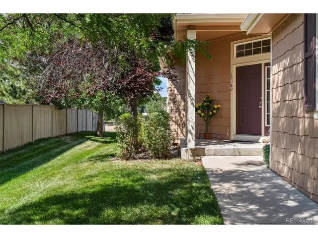 MLS: 5595025 Condo For Sale