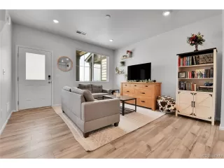 Photo #2: 5595358 Listing 