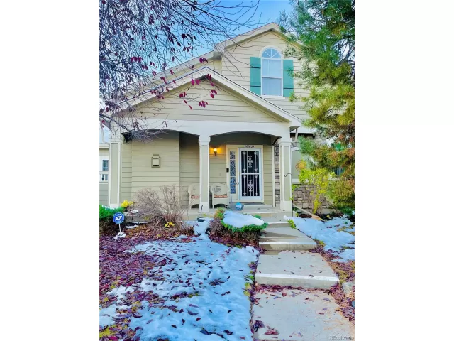 MLS: 5596112 Condo For Sale