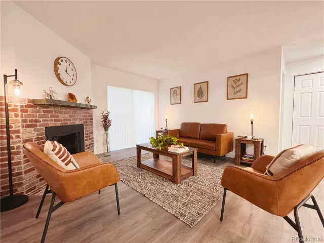 MLS: 5596230 Condo For Sale