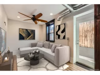 Photo #4: 5599631 Listing 