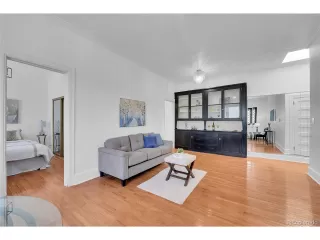 Photo #4: 5599669 Listing