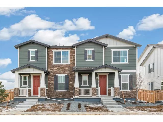 MLS: 5601723 Condo For Sale