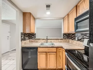 Photo #4: 5601867 Listing