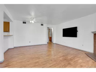 Photo #5: 5602587 Listing