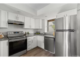 Photo #2: 5605533 Listing