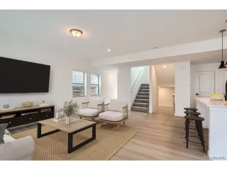 Photo #3: 5606723 Listing