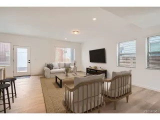 Photo #4: 5606723 Listing