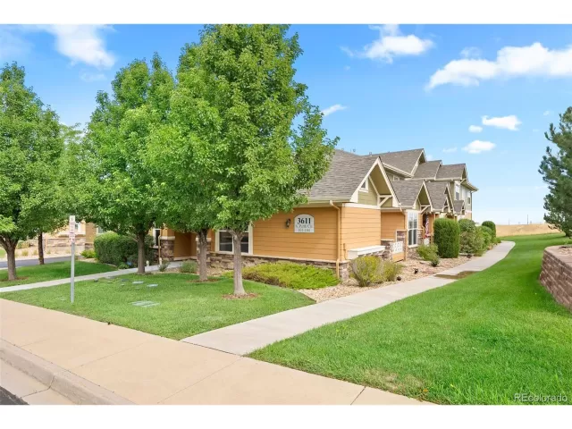 MLS: 5607986 Condo For Sale