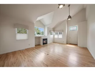 Photo #5: 5608329 Listing 