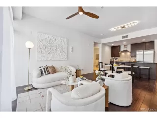 Photo #5: 5608447 Listing