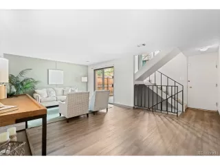 Photo #3: 5610277 Listing