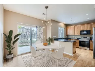 Photo #5: 5614108 Listing 