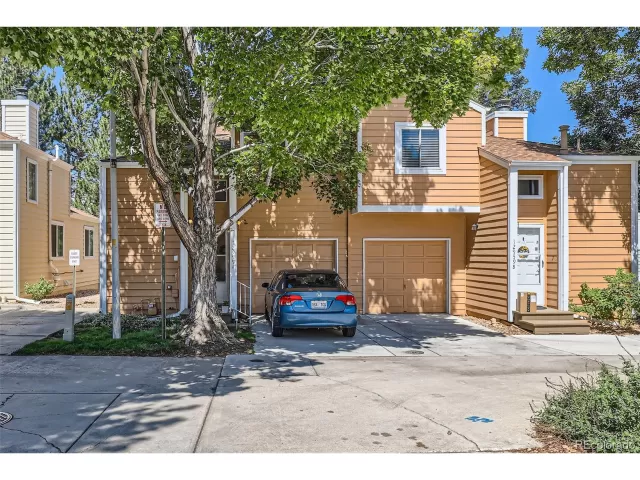 MLS: 5615706 Condo For Sale