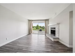 Photo #4: 5616611 Listing