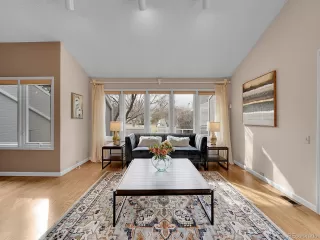 Photo #5: 5618944 Listing 