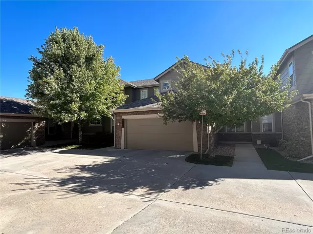 MLS: 5625769 Condo For Sale