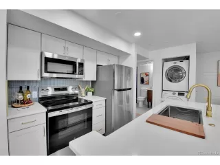 Photo #5: 5629859 Listing