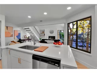 Photo #6: 5629859 Listing