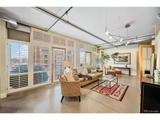 Photo #5: 5631301 Listing 