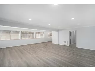 Photo #2: 5633437 Listing