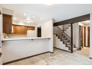 Photo #5: 5637006 Listing