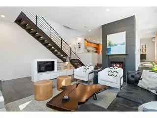 Photo #5: 5637298 Listing 